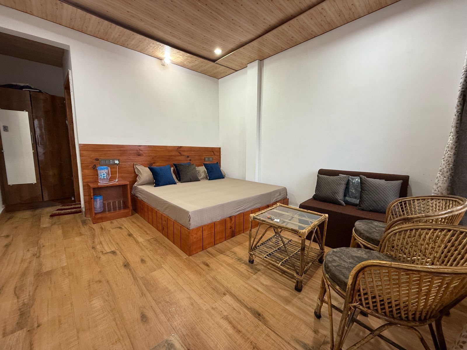 Auli Home Stay by Travelling Mantra